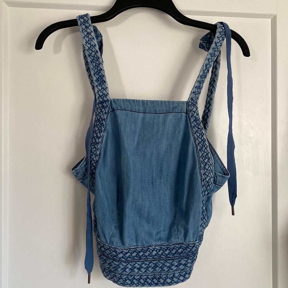 Maeve size 6 denim halter fitted half top